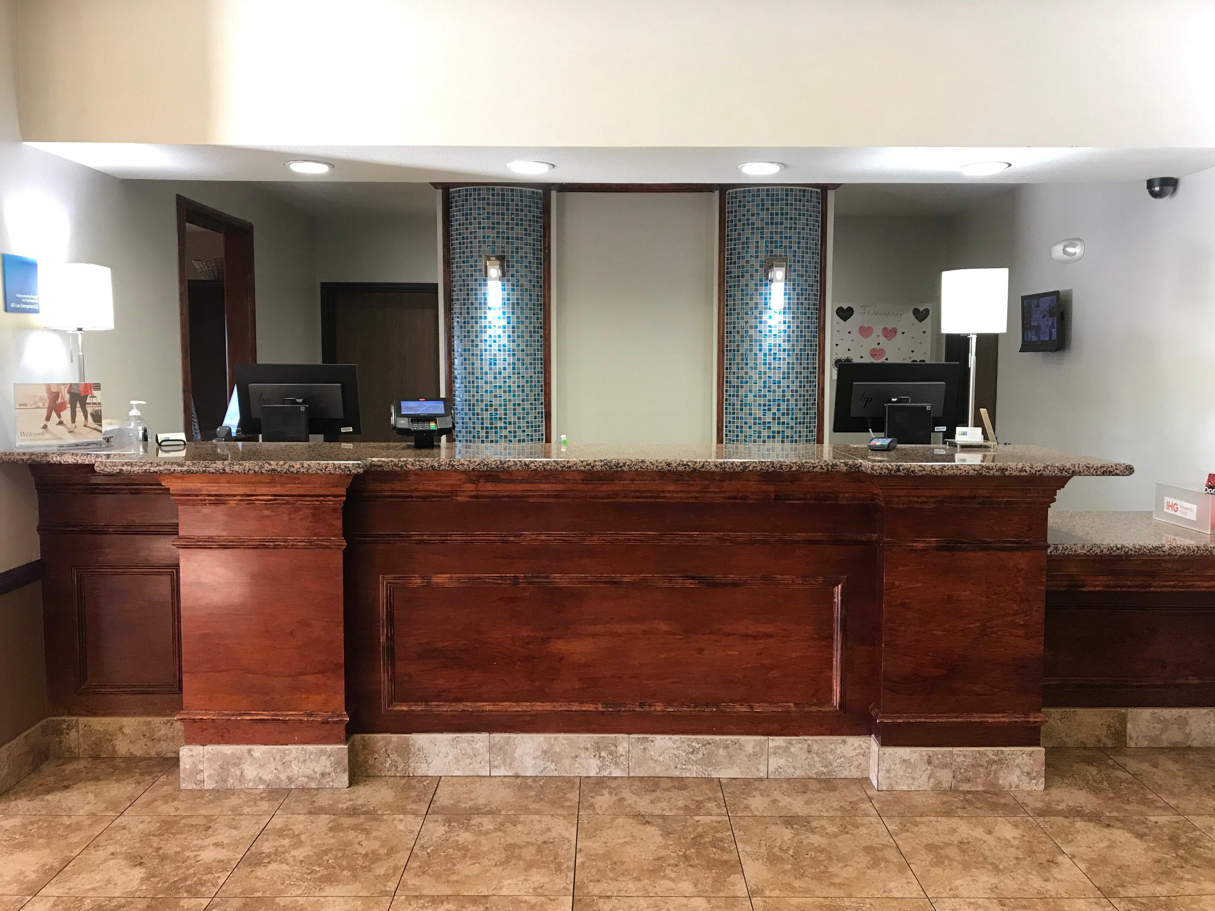 Holiday Inn Express Hotel & Suites Barstow By Ihg Exterior foto